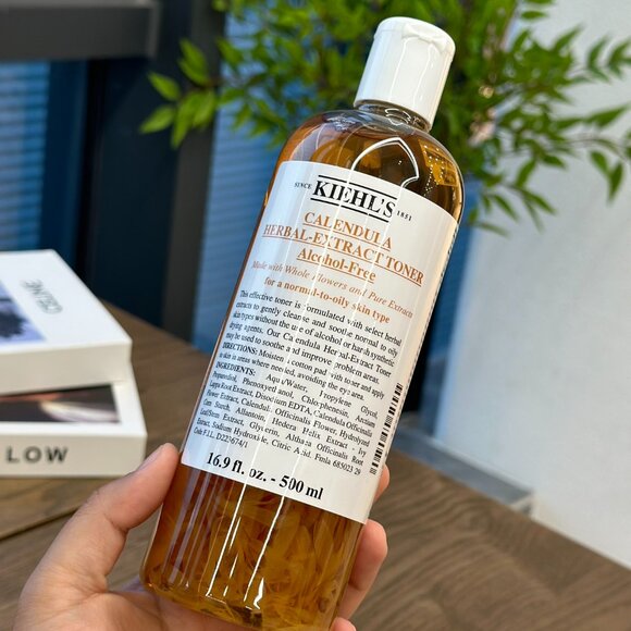 Kiehls Calendula Toner 500ml - Picture 3 of 6